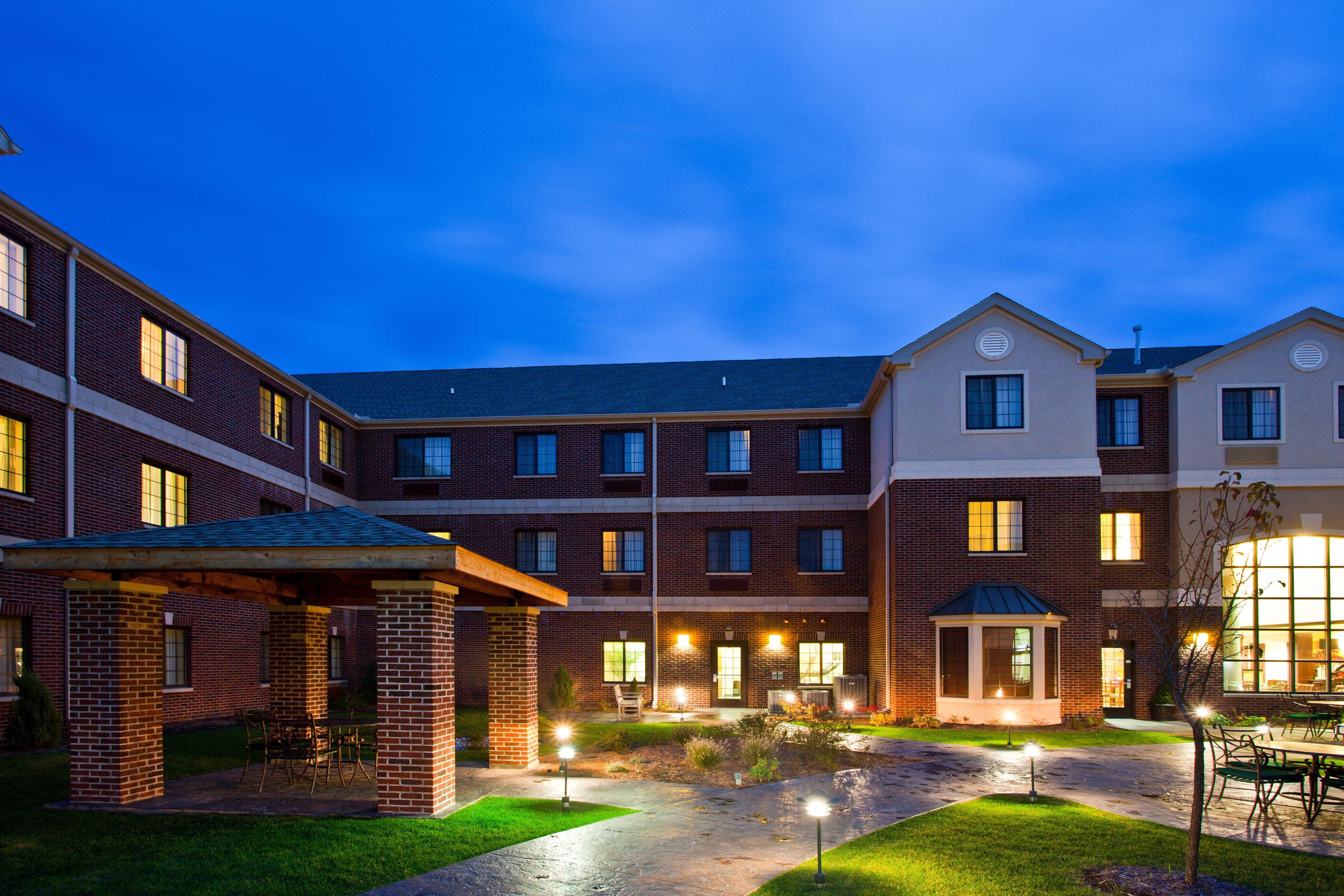 Staybridge Suites Lansing-Okemos By Ihg Extérieur photo